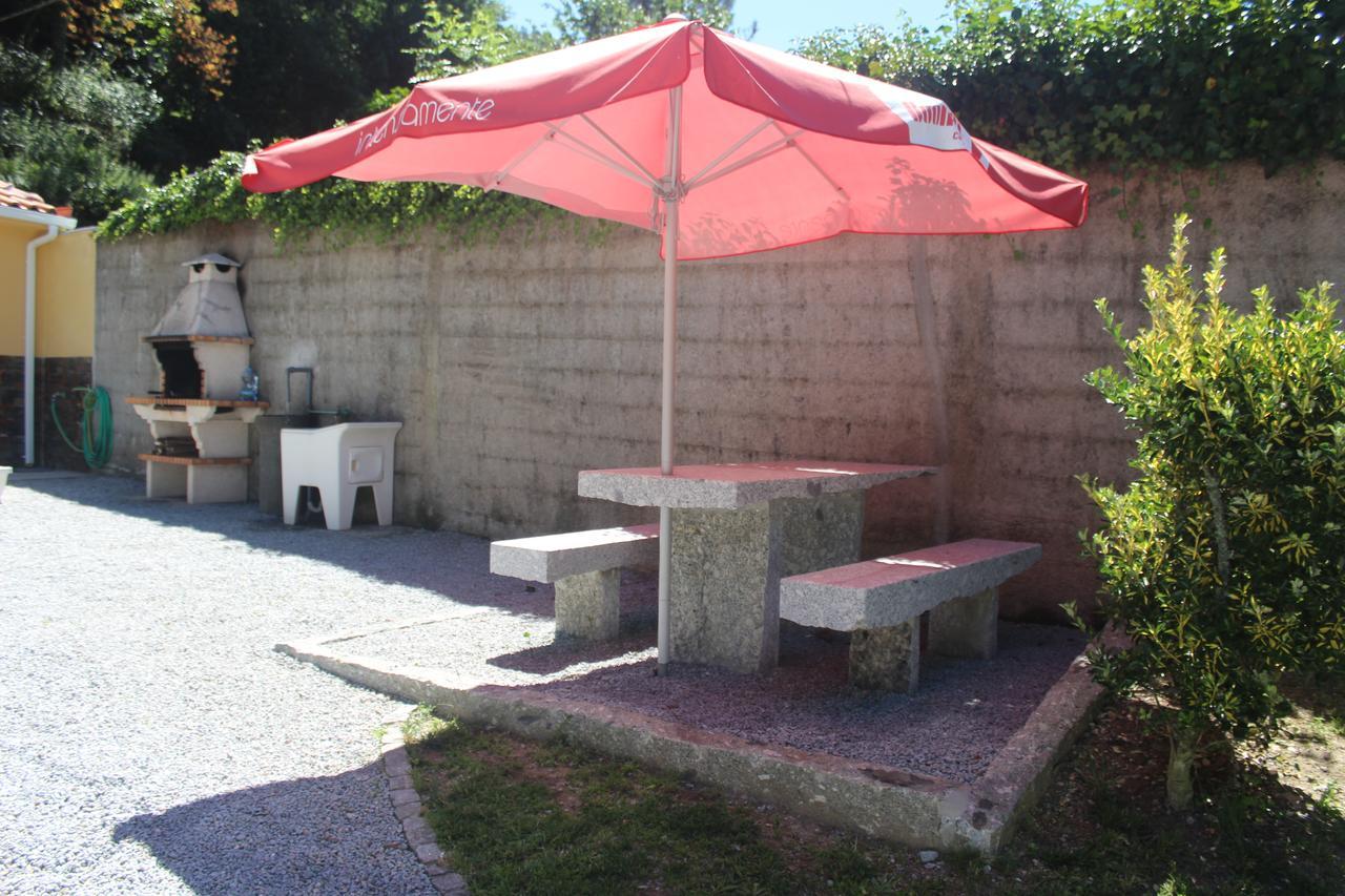 Casinha Dos Cubos Villa Geres Exterior photo