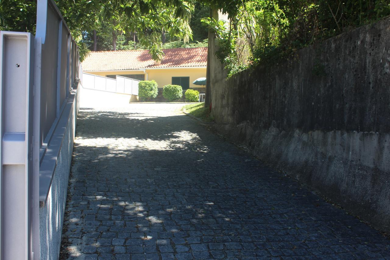 Casinha Dos Cubos Villa Geres Exterior photo